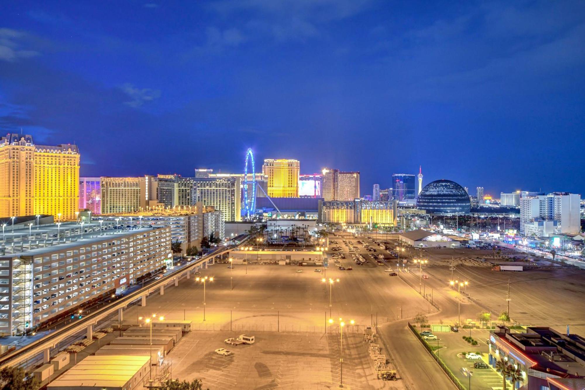 Balcony Strip View Suite * Mgm Signature Tower 3 Las Vegas Extérieur photo