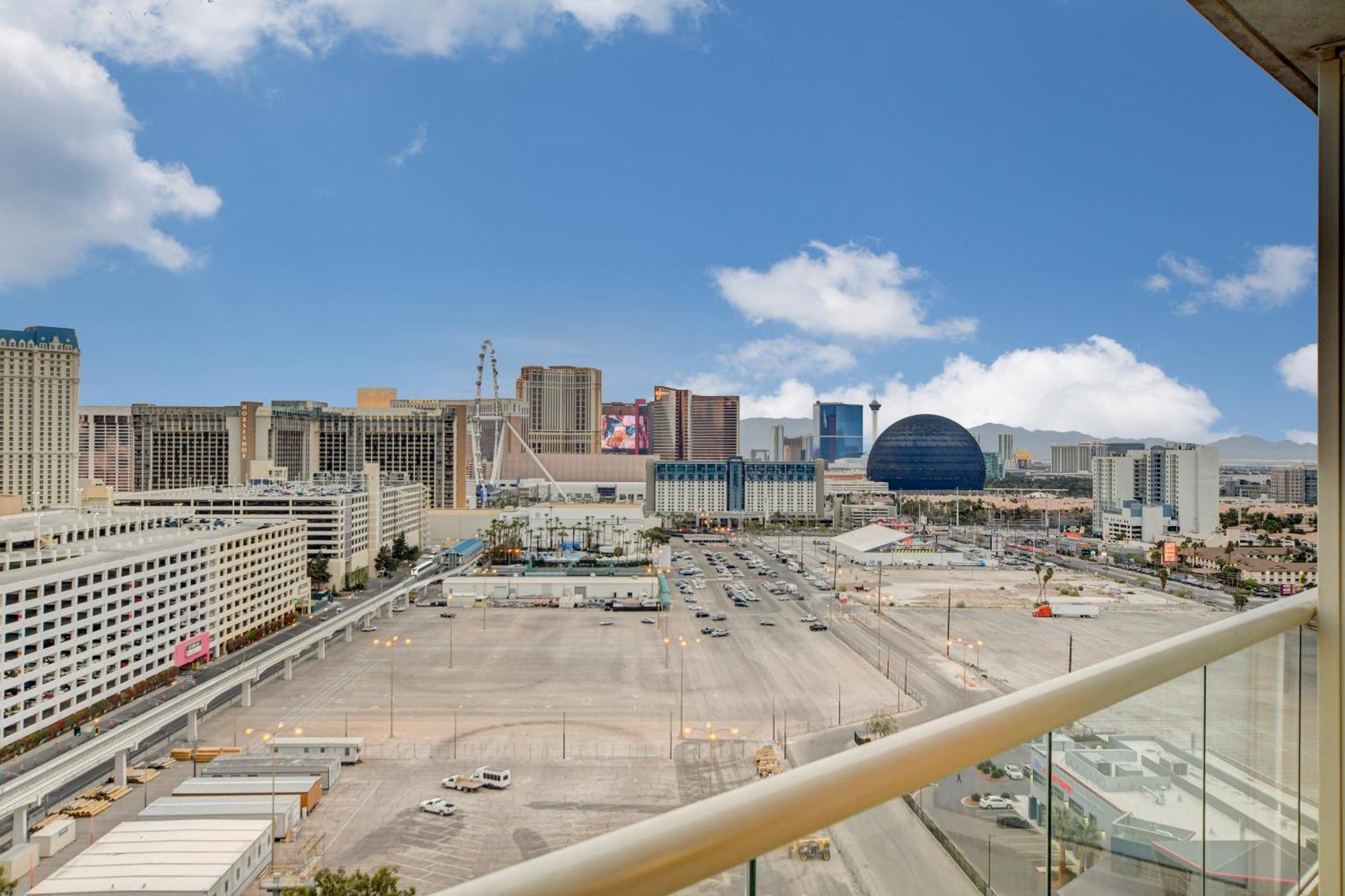 Balcony Strip View Suite * Mgm Signature Tower 3 Las Vegas Extérieur photo
